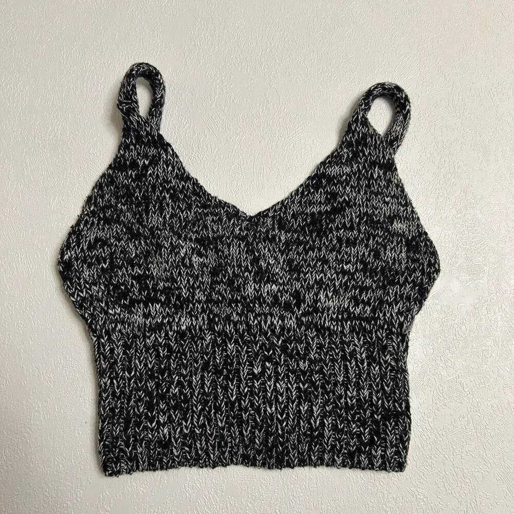 Pins and Needles Black White Knit Crop Top Sweater Tank Size Small